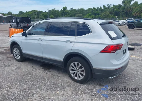 2018 Volkswagen Tiguan 2.0T Se/2.0T Sel из США, поврежденный, VIN 3VV3B7AX3JM214346